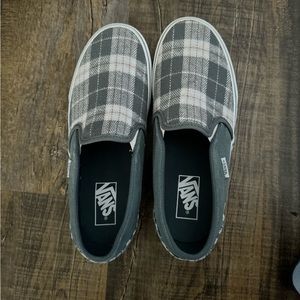 Slip on Vans size 8